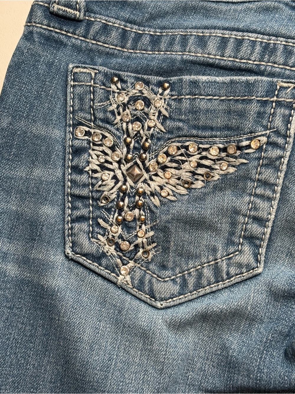 Miss Me embroidered cross Blue Embellished Back Pocket Flare boot cut Jeans - Picture 4 of 15
